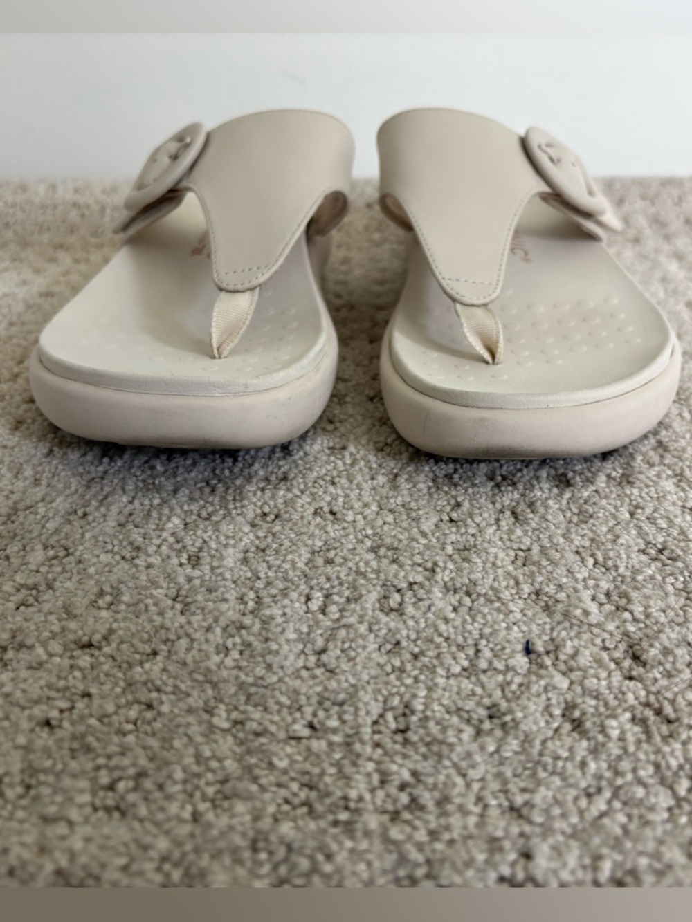 Vionic Recovery RX Sandals 7.5 - Picture 2 of 10